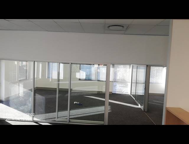 327M² OFFICE TO LET IN CENTURY CITY
